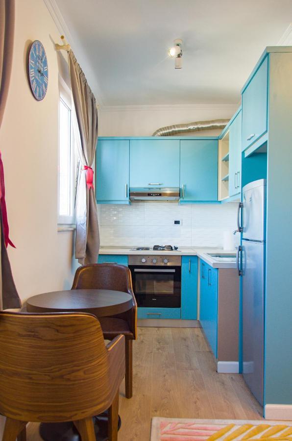 Bright Apartment Close To City Center Tirana Exterior photo